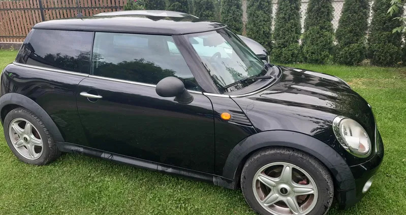 MINI ONE cena 17500 przebieg: 189000, rok produkcji 2009 z Andrychów małe 92